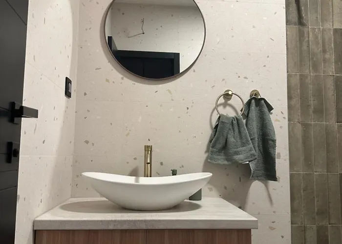 Anika - Mountain * Divcibare